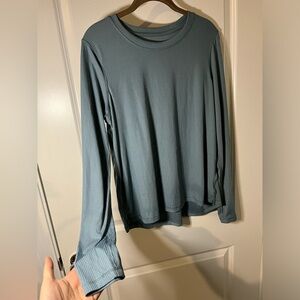 Danskin Women's Ultimate Ribbed Long Sleeve Activewear Thumb Holes Tee Sz Medium